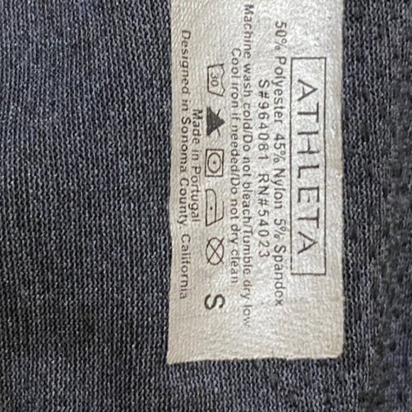 Athleta women compression fitted tee size Small dark gray - Picture 2 of 3